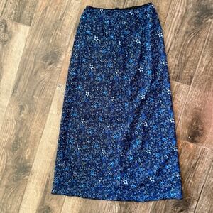 Motel Rocks Women's Rindu 90s Flower Garden Print Midi Skirt, Blue, M